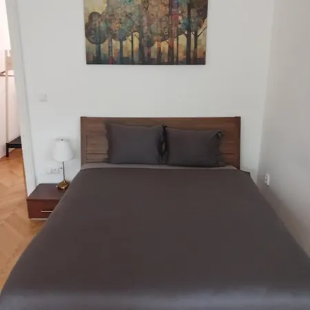 Dobri Apart In Prague Apartman